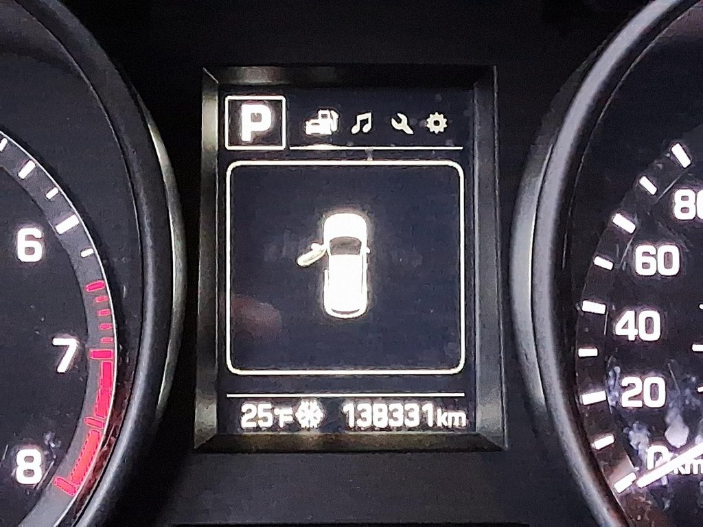 2018 Hyundai Santa Fe Sport AWD 2.4L SE in Stratford, Ontario - 13 - w1024h768px