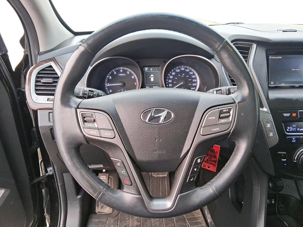 2018 Hyundai Santa Fe Sport AWD 2.4L SE in Stratford, Ontario - 12 - w1024h768px