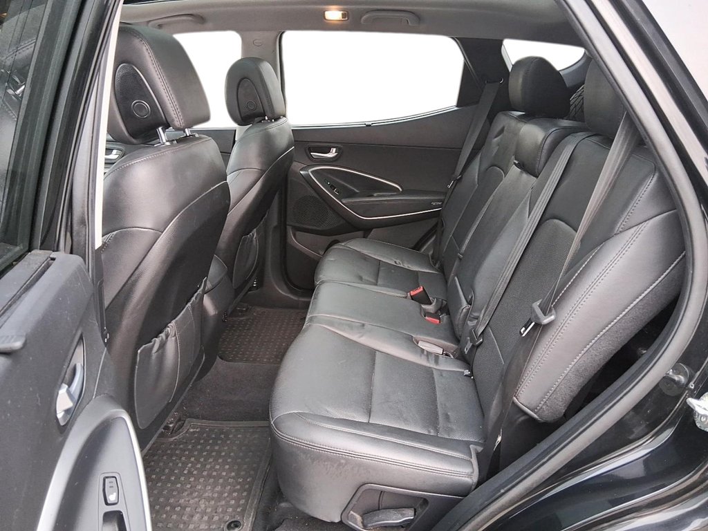 2018 Hyundai Santa Fe Sport AWD 2.4L SE in Stratford, Ontario - 9 - w1024h768px