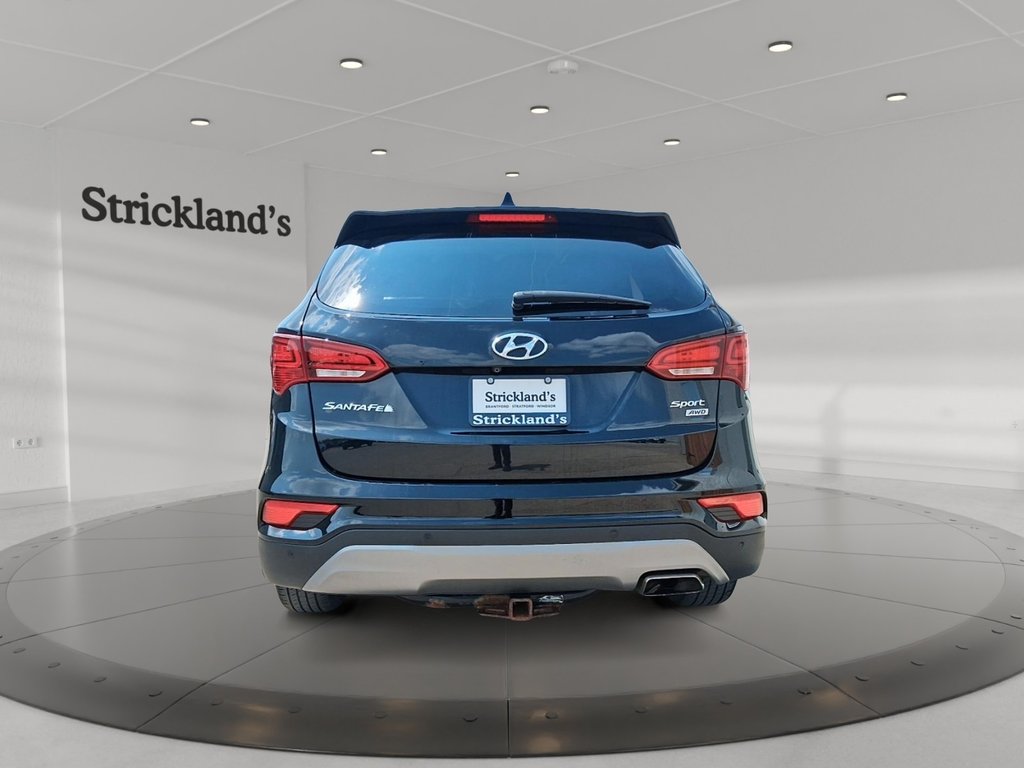 2018 Hyundai Santa Fe Sport AWD 2.4L SE in Stratford, Ontario - 3 - w1024h768px