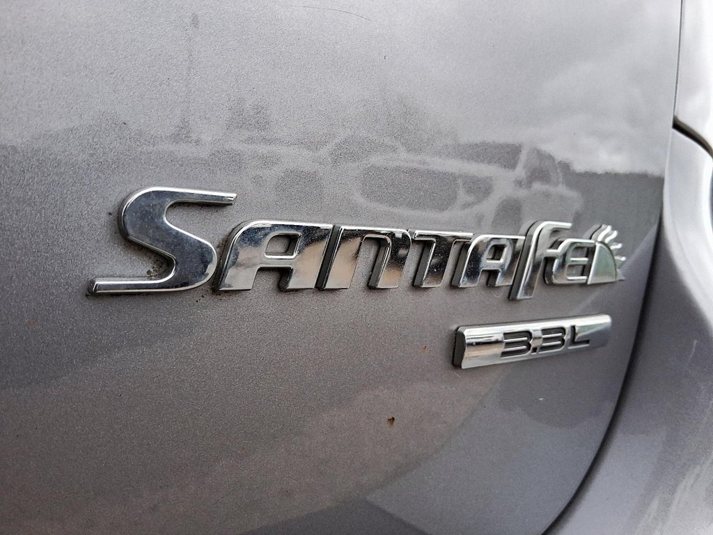 2008 Hyundai Santa Fe GL 3.3L V6 at in Stratford, Ontario - 8 - w1024h768px