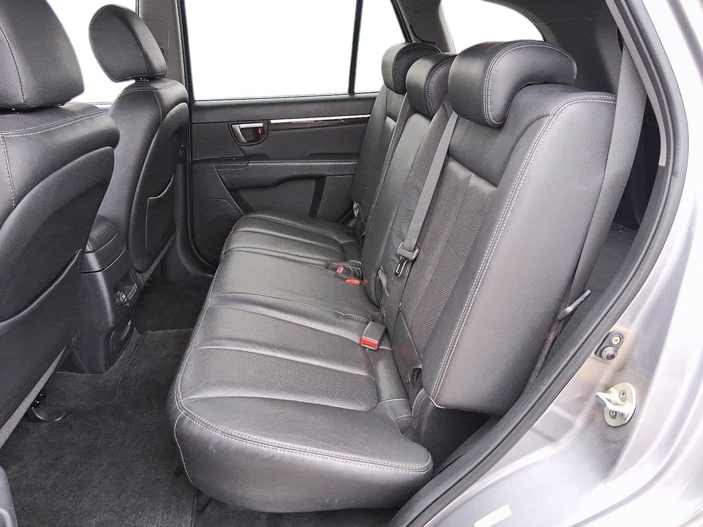 2008 Hyundai Santa Fe GL 3.3L V6 at in Stratford, Ontario - 10 - w1024h768px