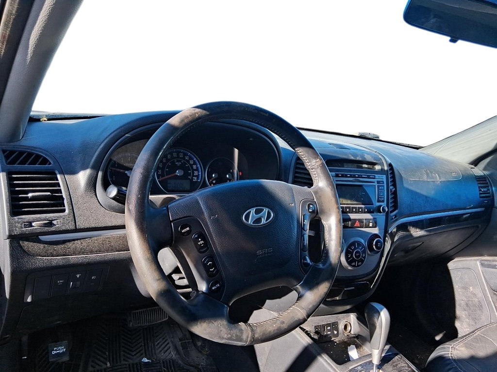 2009 Hyundai Santa Fe GL 2.7L V6 FWD at in Stratford, Ontario - 8 - w1024h768px