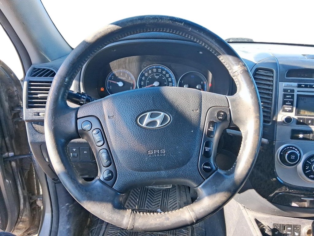 2009 Hyundai Santa Fe GL 2.7L V6 FWD at in Stratford, Ontario - 10 - w1024h768px