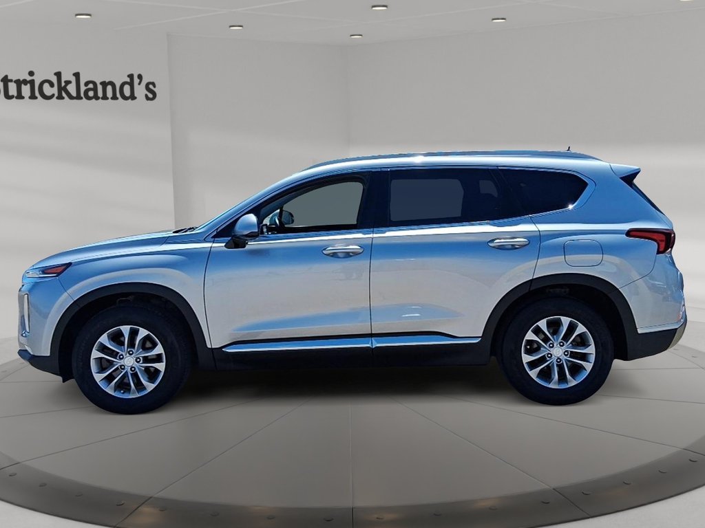 2020 Hyundai Santa Fe Essential AWD 2.4L Safety Package in Stratford, Ontario - 5 - w1024h768px