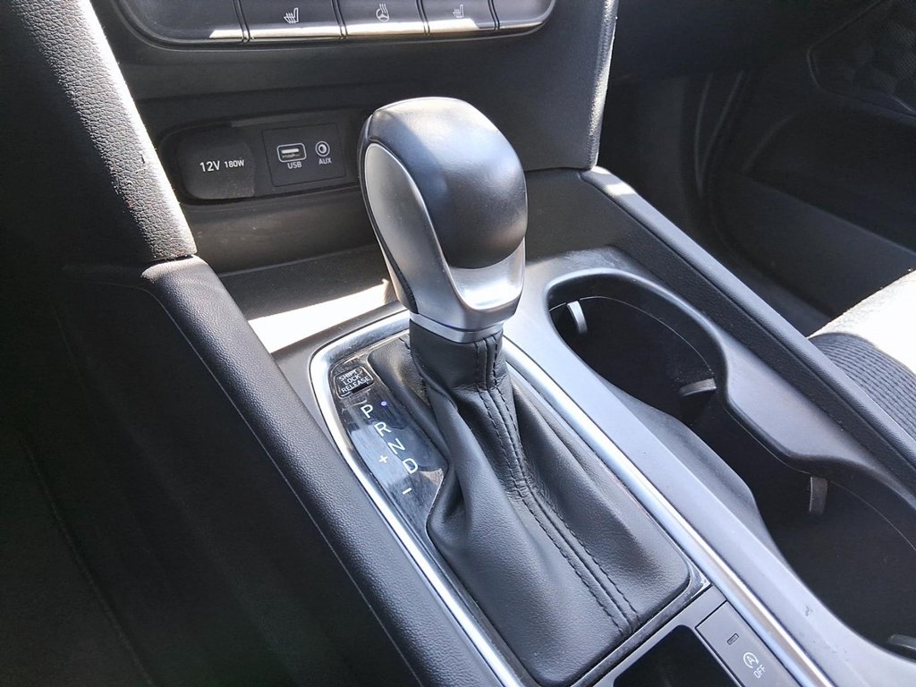 2020 Hyundai Santa Fe Essential AWD 2.4L Safety Package in Stratford, Ontario - 16 - w1024h768px