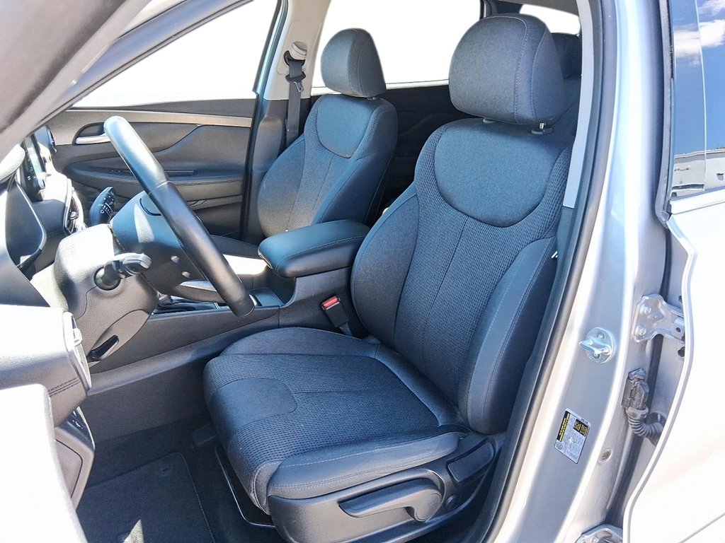 2020 Hyundai Santa Fe Essential AWD 2.4L Safety Package in Stratford, Ontario - 8 - w1024h768px
