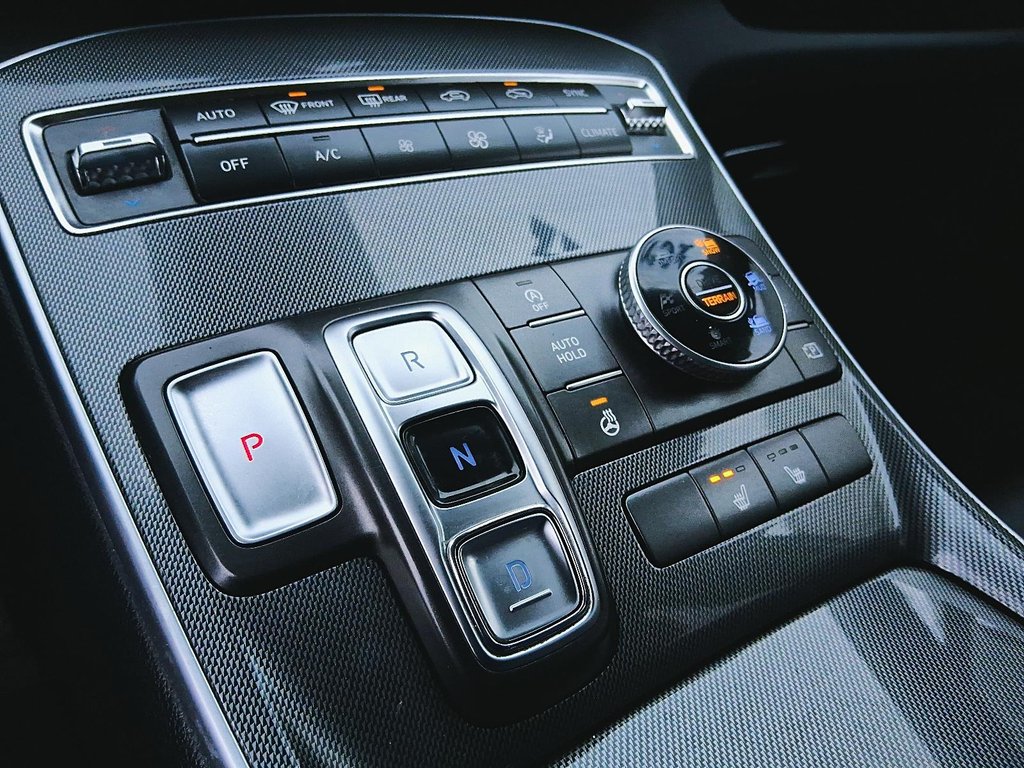 2022 Hyundai Santa Fe Preferred AWD 2.5L in Stratford, Ontario - 16 - w1024h768px