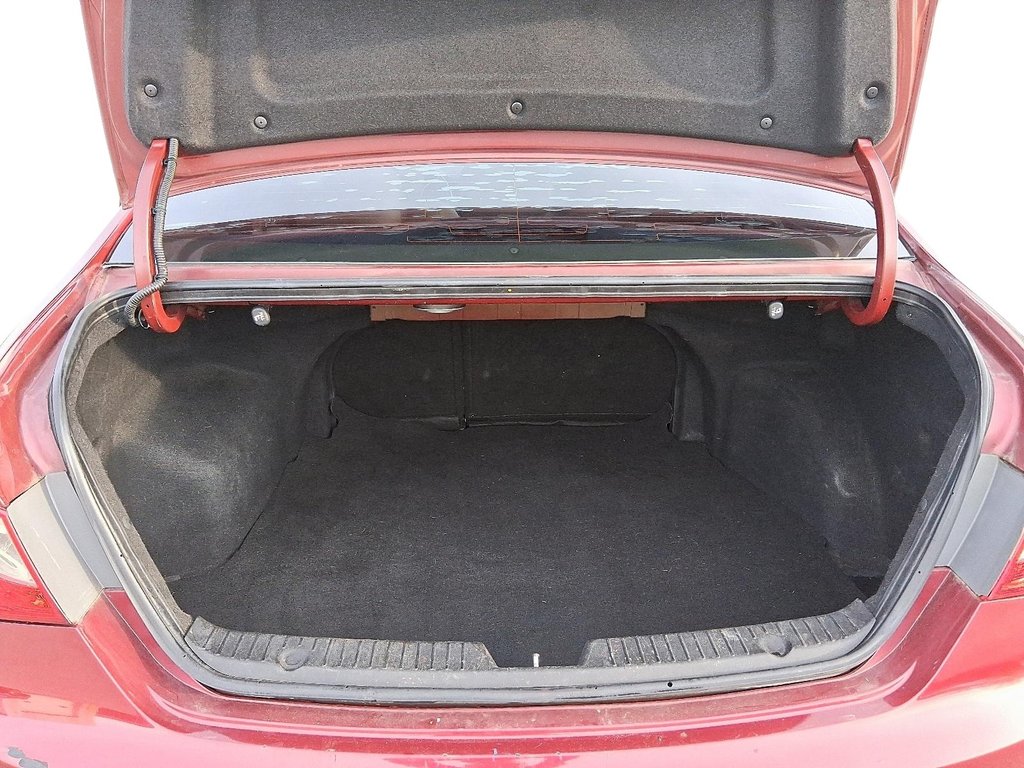 2011 Hyundai Sonata 2.0T Limited at in Stratford, Ontario - 6 - w1024h768px