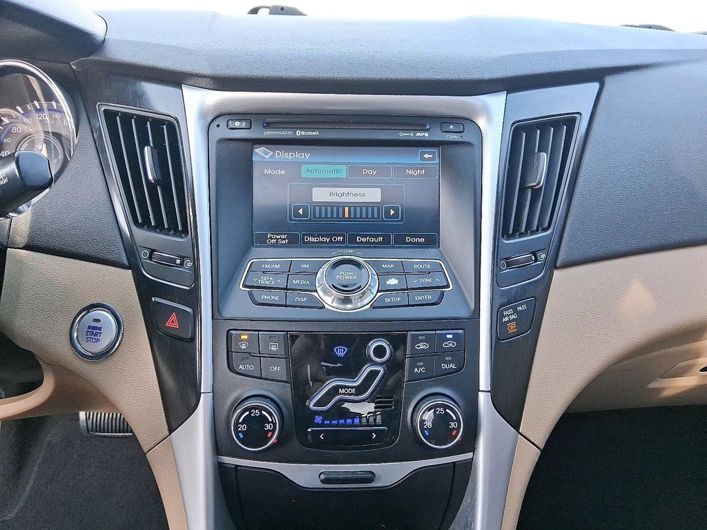 2011 Hyundai Sonata 2.0T Limited at in Stratford, Ontario - 15 - w1024h768px