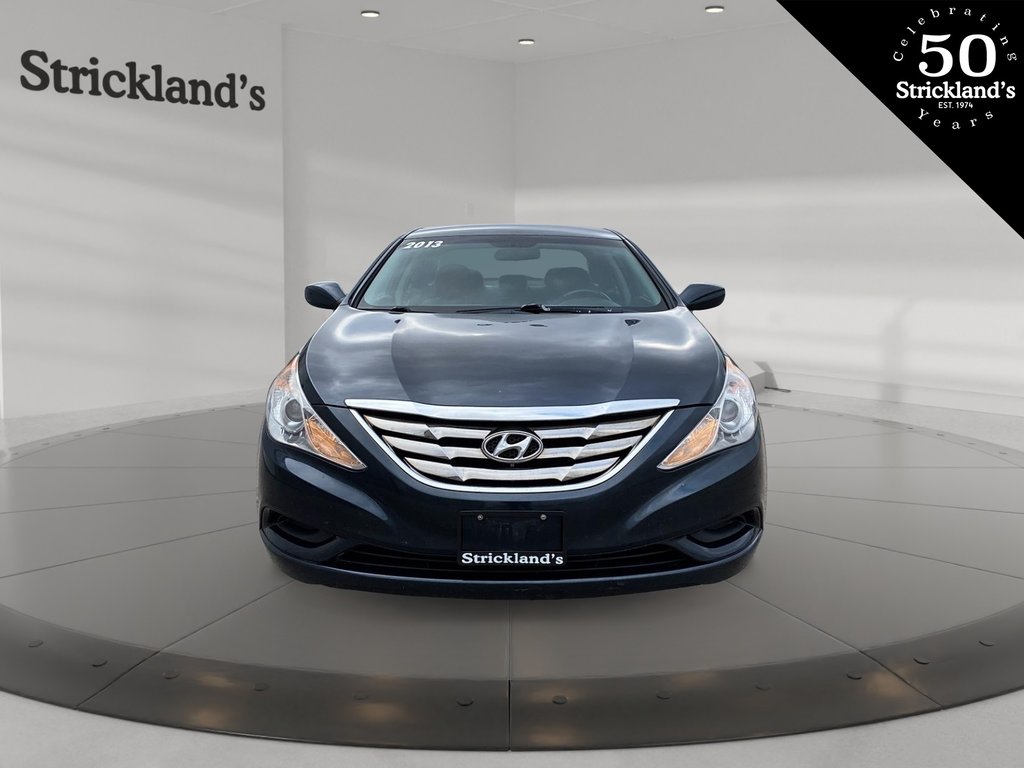 2013  Sonata GL at in Stratford, Ontario - 2 - w1024h768px