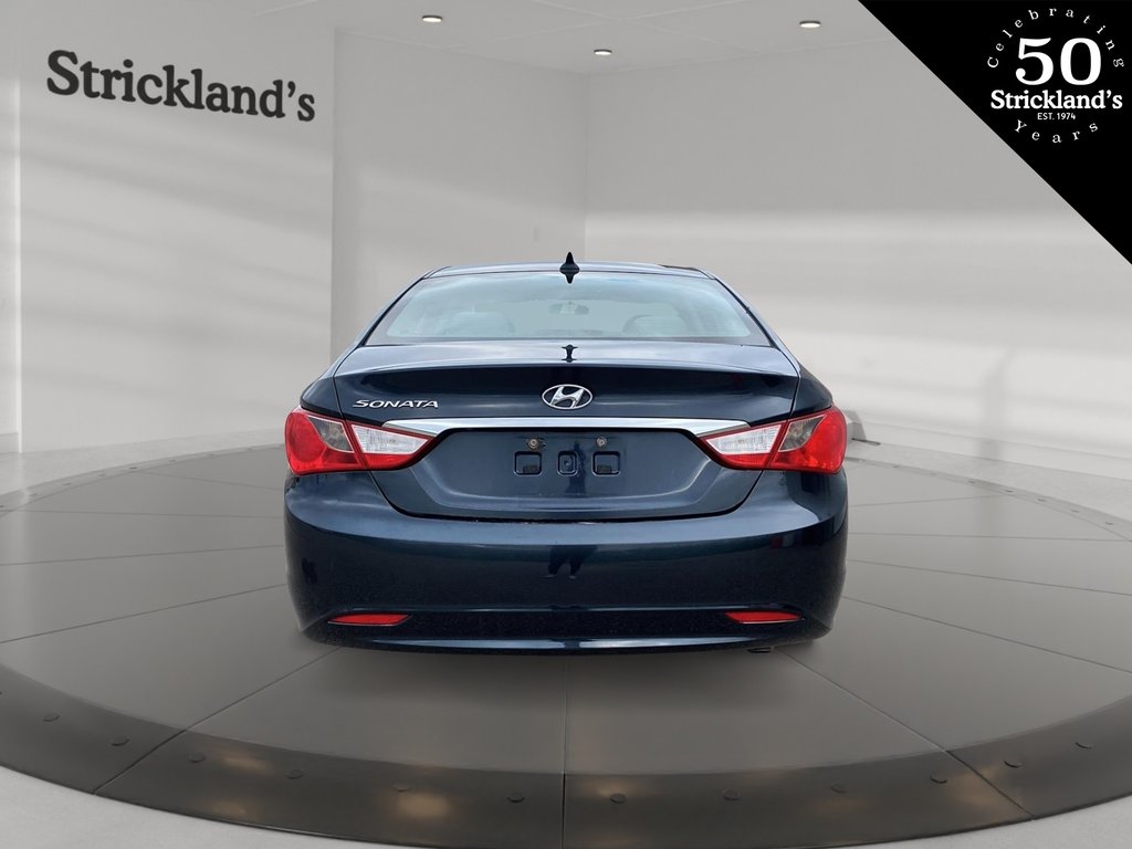 2013  Sonata GL at in Stratford, Ontario - 3 - w1024h768px