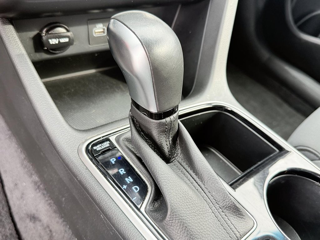 2019 Hyundai Sonata Essential in Stratford, Ontario - 14 - w1024h768px