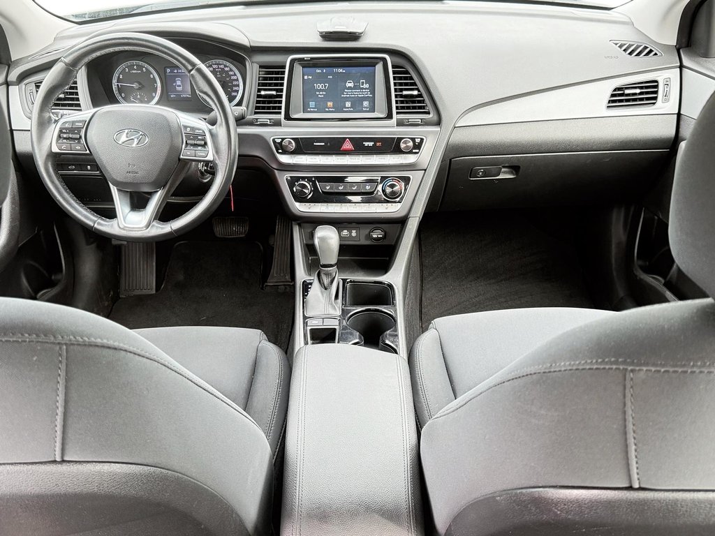 2019 Hyundai Sonata Essential in Stratford, Ontario - 9 - w1024h768px