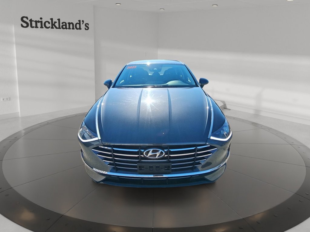 2021 Hyundai Sonata Preferred in Stratford, Ontario - 2 - w1024h768px