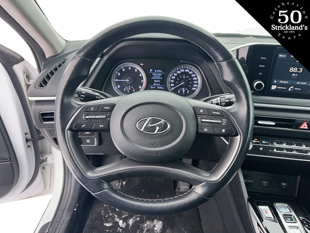 2022 Hyundai Sonata Preferred in Stratford, Ontario - 11 - w1024h768px