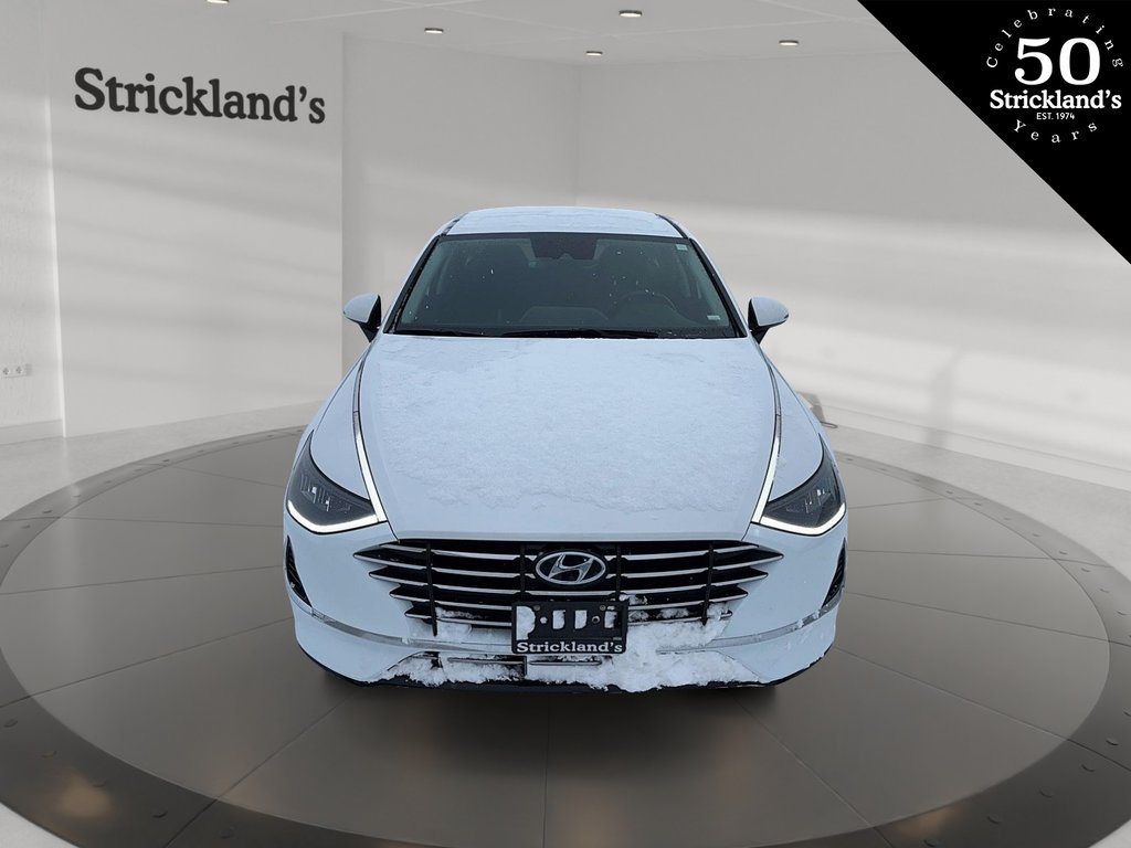 2022 Hyundai Sonata Preferred in Stratford, Ontario - 2 - w1024h768px