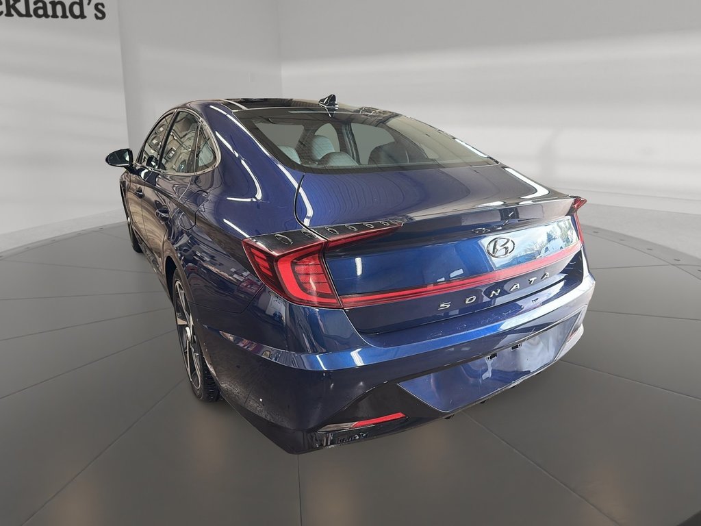 2022 Hyundai Sonata Sport in Stratford, Ontario - 4 - w1024h768px