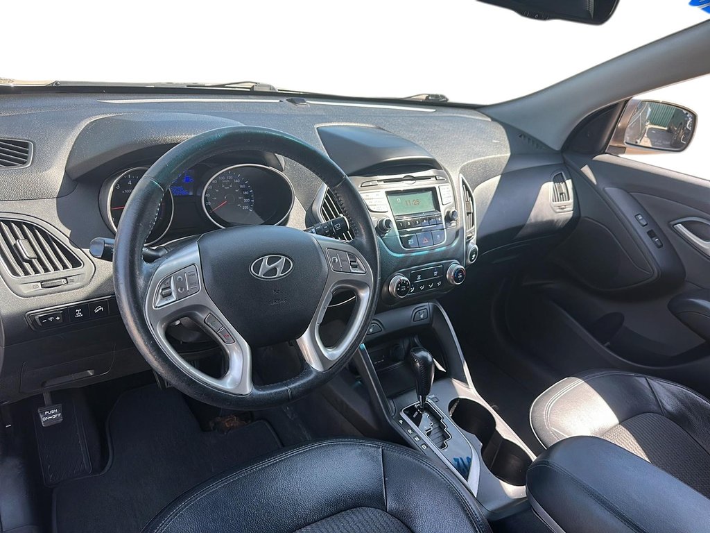 2012 Hyundai Tucson GLS AWD at in Stratford, Ontario - 9 - w1024h768px