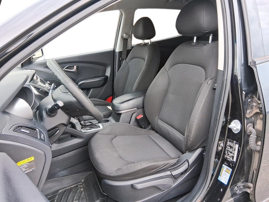 2014 Hyundai Tucson GLS FWD at in Stratford, Ontario - 8 - w1024h768px