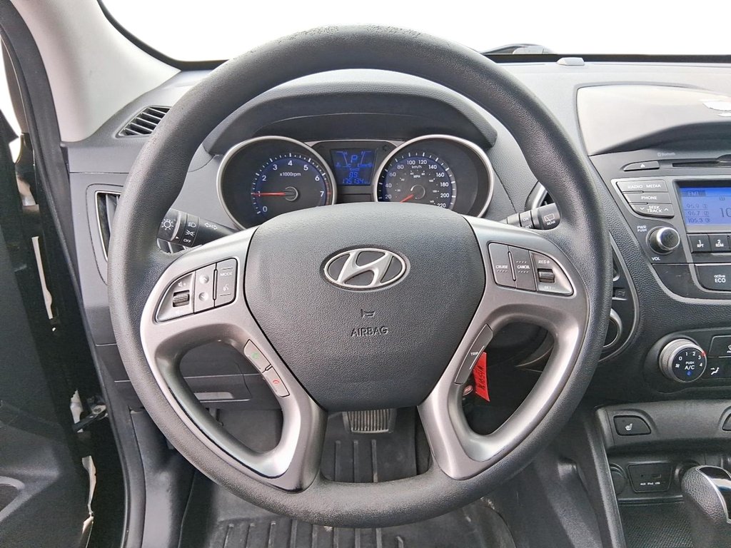 2014 Hyundai Tucson GLS FWD at in Stratford, Ontario - 12 - w1024h768px
