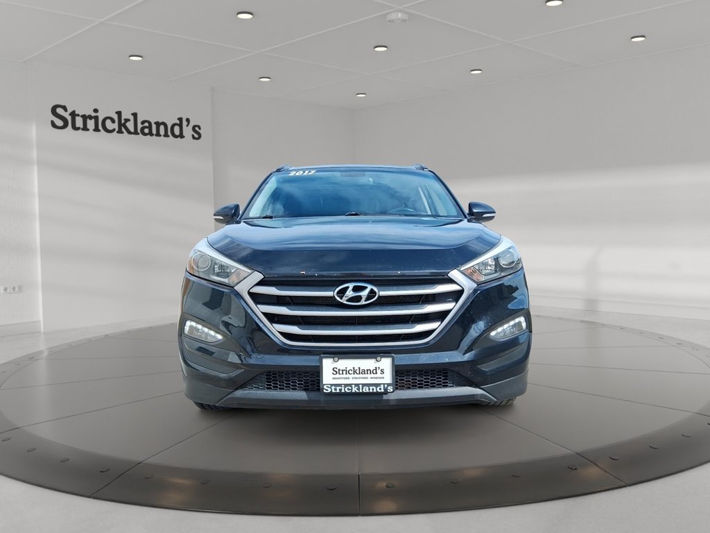 2017 Hyundai Tucson AWD 2.0L SE in Stratford, Ontario - 2 - w1024h768px