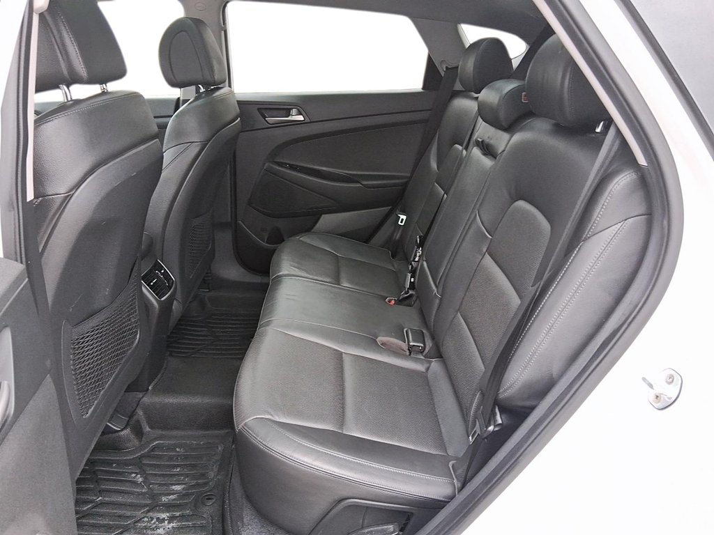 2018 Hyundai Tucson AWD 2.0L Premium in Stratford, Ontario - 9 - w1024h768px