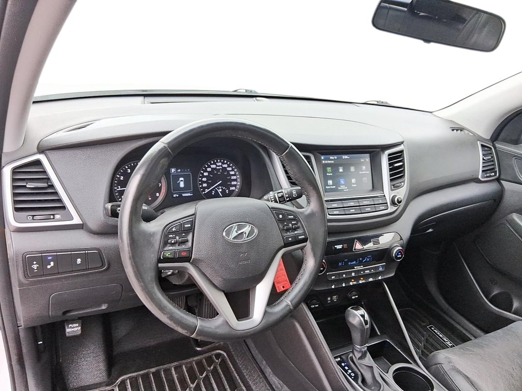 2018 Hyundai Tucson AWD 2.0L Premium in Stratford, Ontario - 10 - w1024h768px