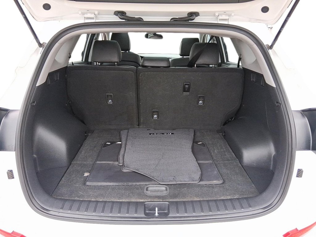 2018 Hyundai Tucson AWD 2.0L Premium in Stratford, Ontario - 6 - w1024h768px