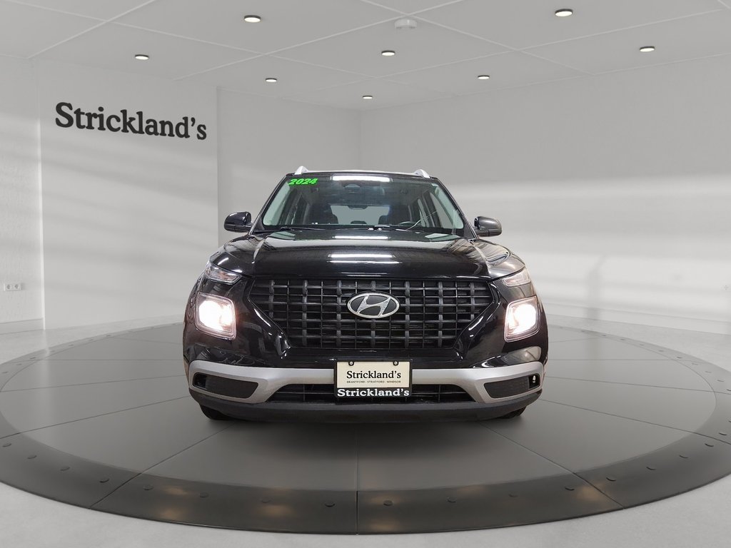 2024 Hyundai Venue Preferred IVT in Stratford, Ontario - 2 - w1024h768px