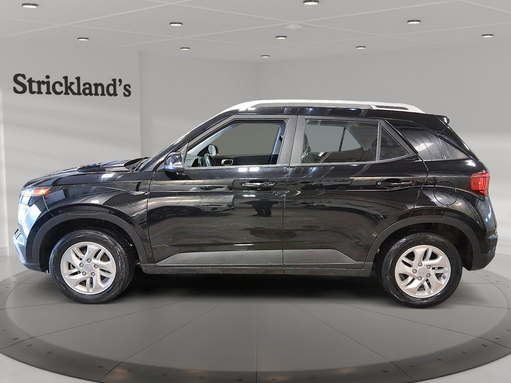 2024 Hyundai Venue Preferred IVT in Stratford, Ontario - 5 - w1024h768px