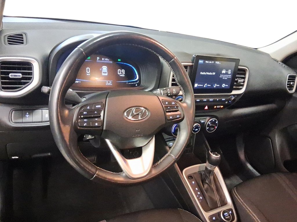 2024 Hyundai Venue Preferred IVT in Stratford, Ontario - 10 - w1024h768px