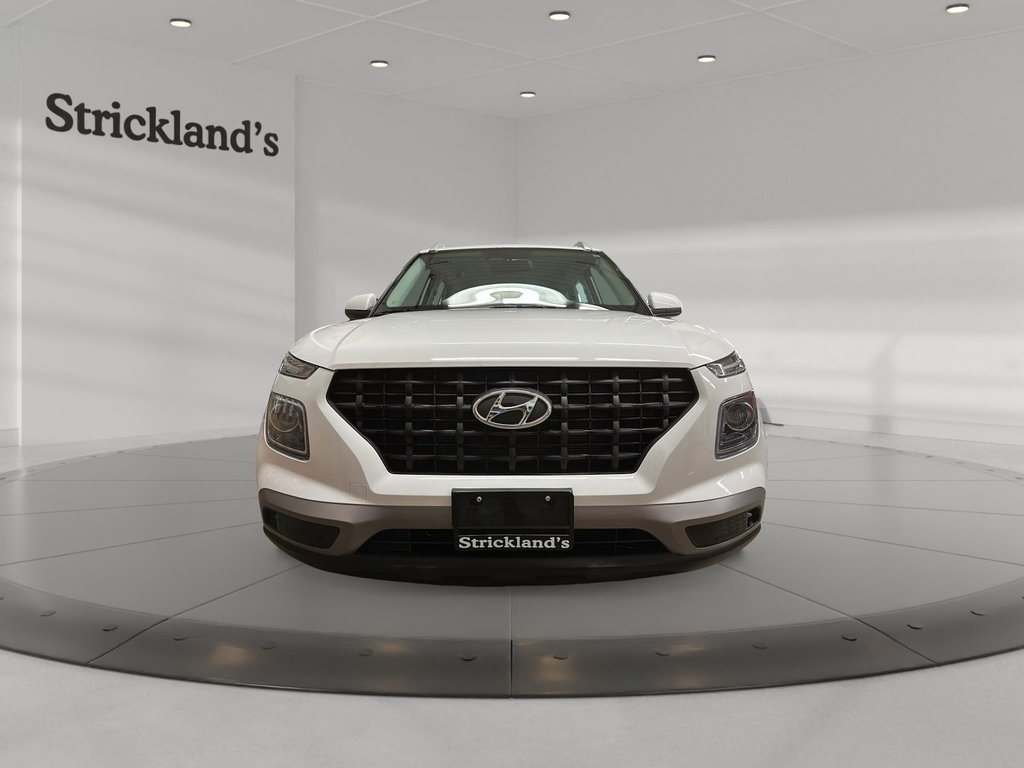 2024 Hyundai Venue Preferred IVT in Stratford, Ontario - 2 - w1024h768px