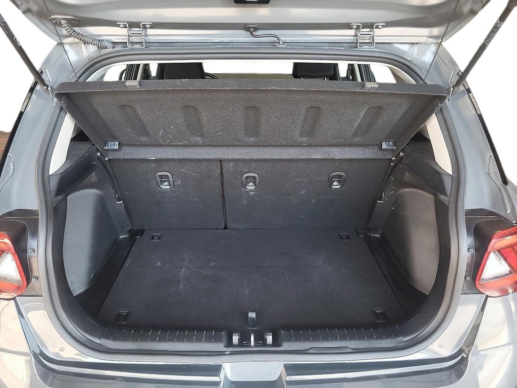 2025 Hyundai Venue Preferred IVT in Stratford, Ontario - 6 - w1024h768px