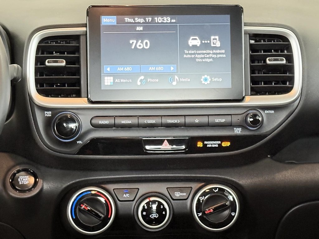 2025 Hyundai Venue Preferred IVT in Stratford, Ontario - 16 - w1024h768px