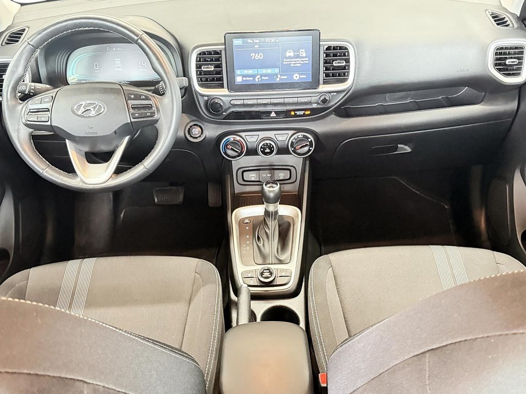 2025 Hyundai Venue Preferred IVT in Stratford, Ontario - 9 - w1024h768px
