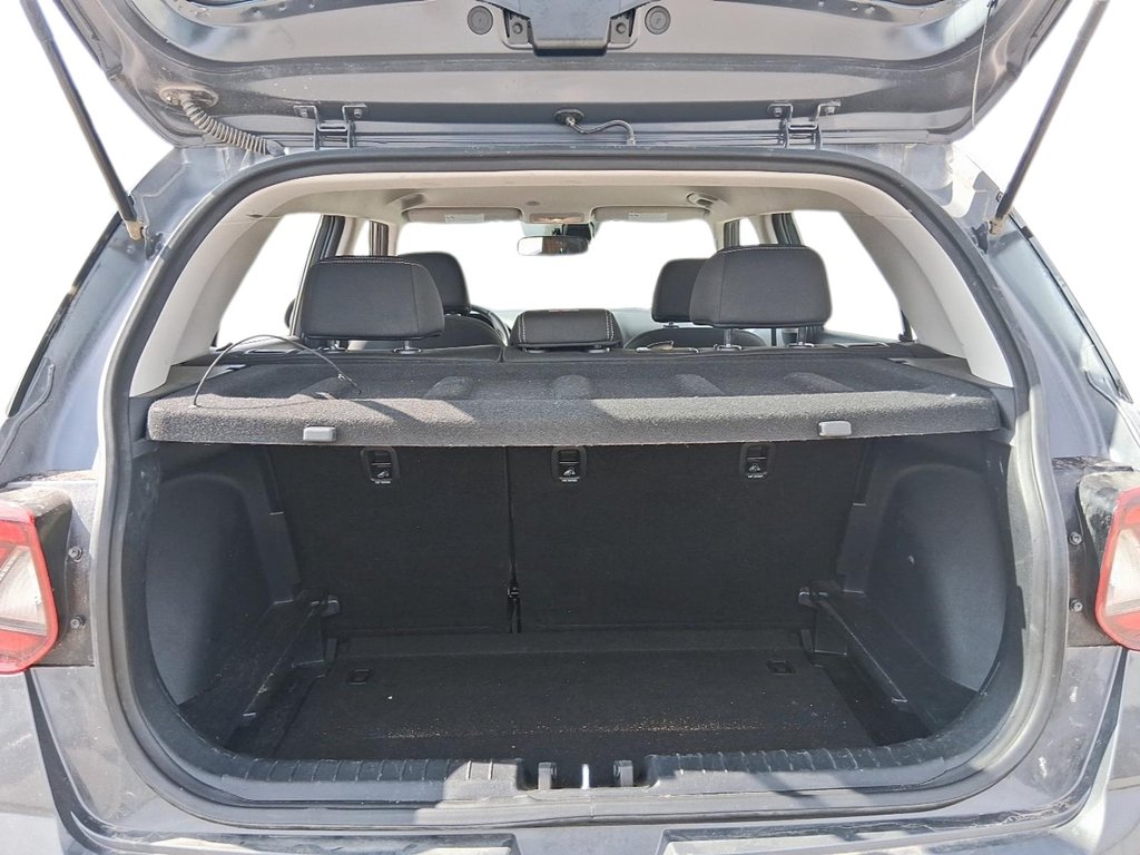 2025 Hyundai Venue Preferred IVT in Stratford, Ontario - 7 - w1024h768px