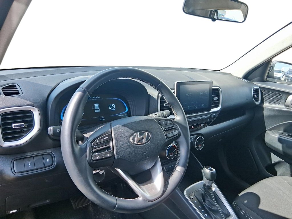 2025 Hyundai Venue Preferred IVT in Stratford, Ontario - 11 - w1024h768px