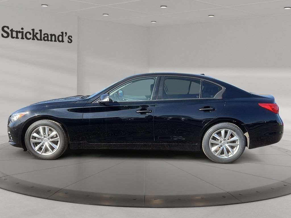 2016  Q50 2.0T AWD in Stratford, Ontario - 5 - w1024h768px