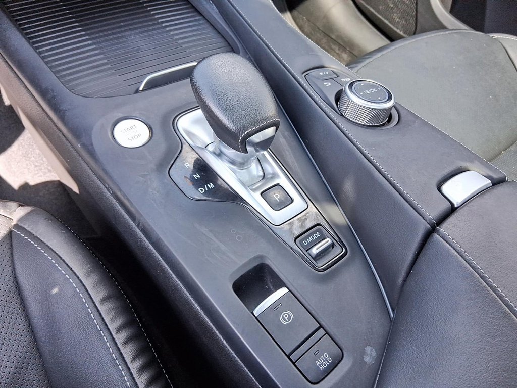 2022 Infiniti QX50 LUXE I-LINE AWD in Stratford, Ontario - 16 - w1024h768px