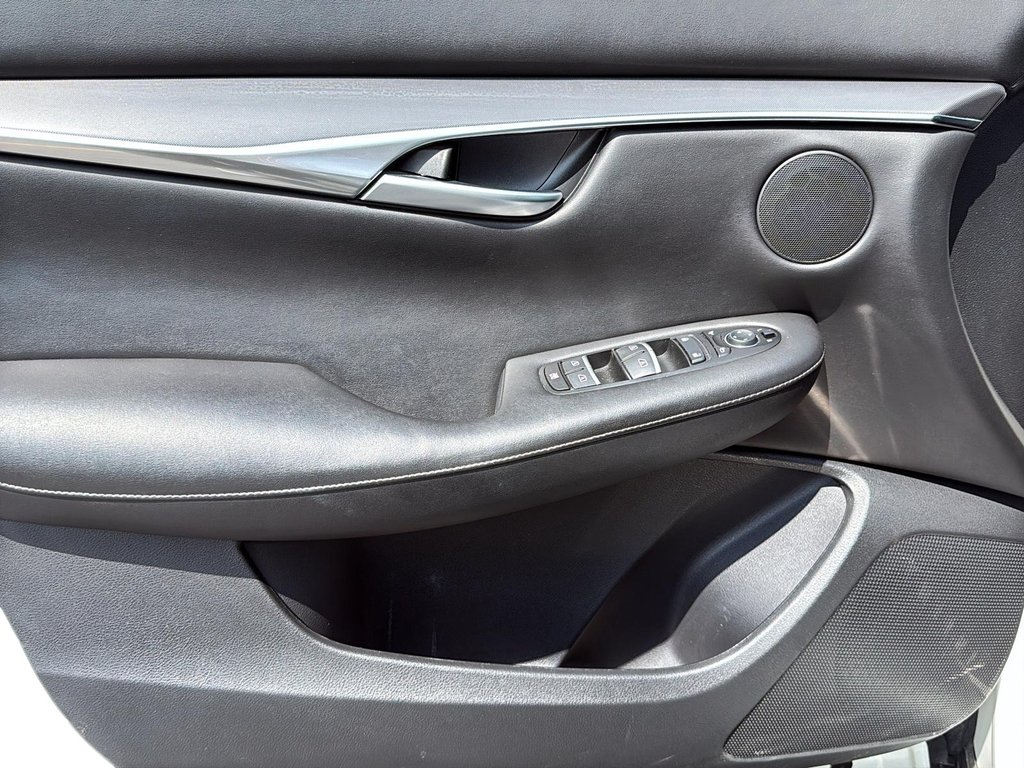2022 Infiniti QX50 LUXE I-LINE AWD in Stratford, Ontario - 10 - w1024h768px