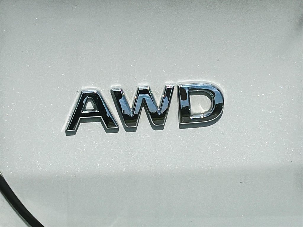 2022 Infiniti QX50 LUXE I-LINE AWD in Stratford, Ontario - 15 - w1024h768px