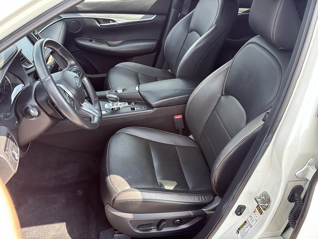 2022 Infiniti QX50 LUXE I-LINE AWD in Stratford, Ontario - 8 - w1024h768px
