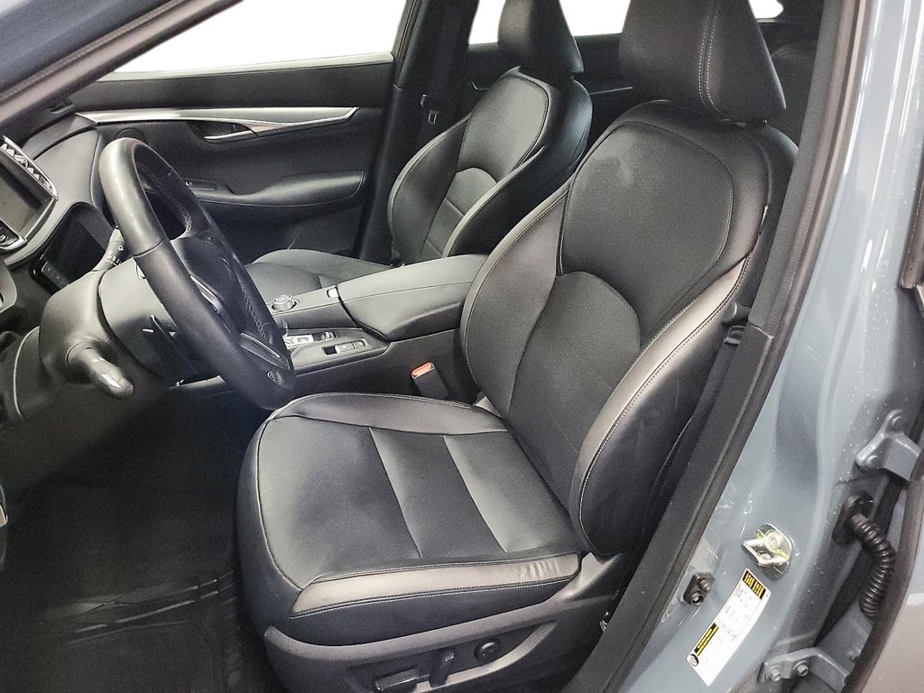 2023 Infiniti QX55 Luxe in Stratford, Ontario - 8 - w1024h768px