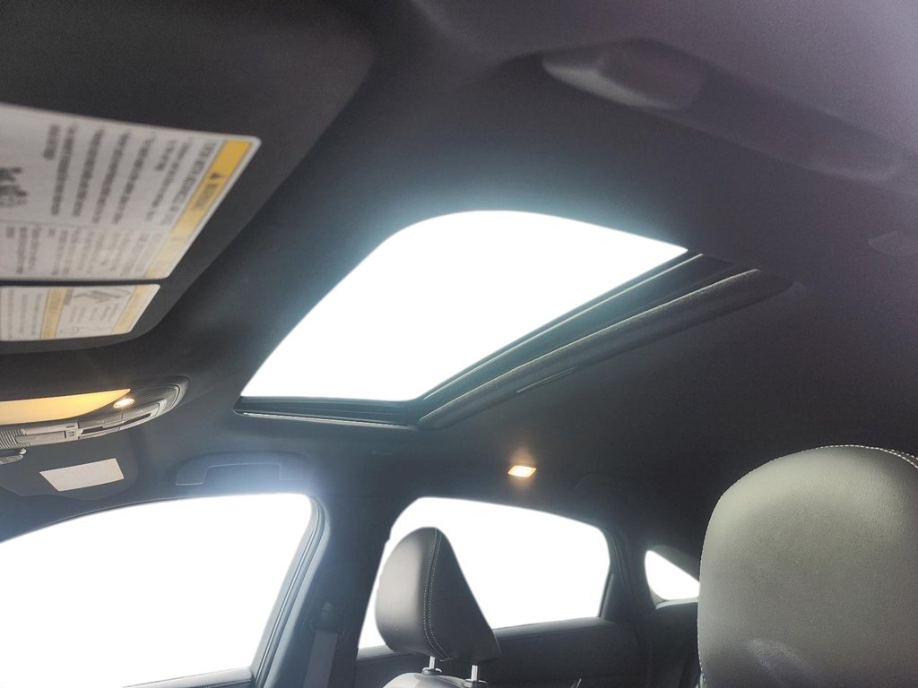 2023 Infiniti QX55 Luxe in Stratford, Ontario - 15 - w1024h768px