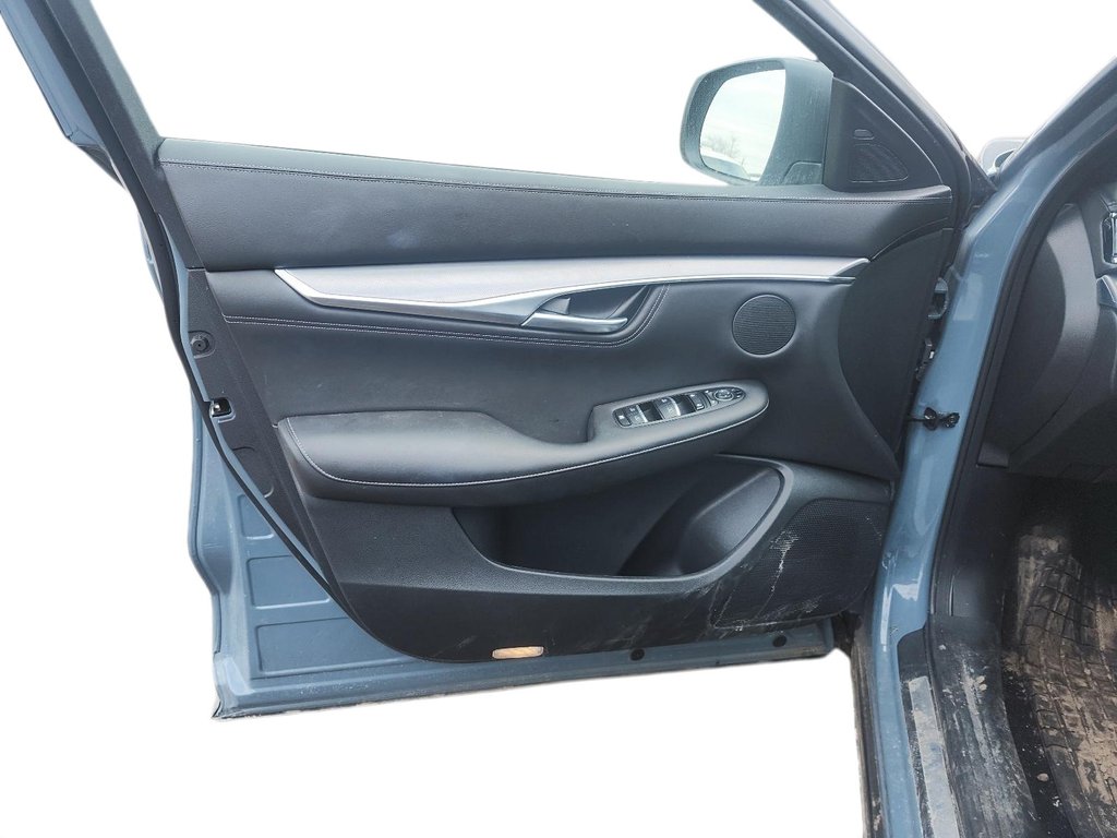 2023 Infiniti QX55 Luxe in Stratford, Ontario - 10 - w1024h768px