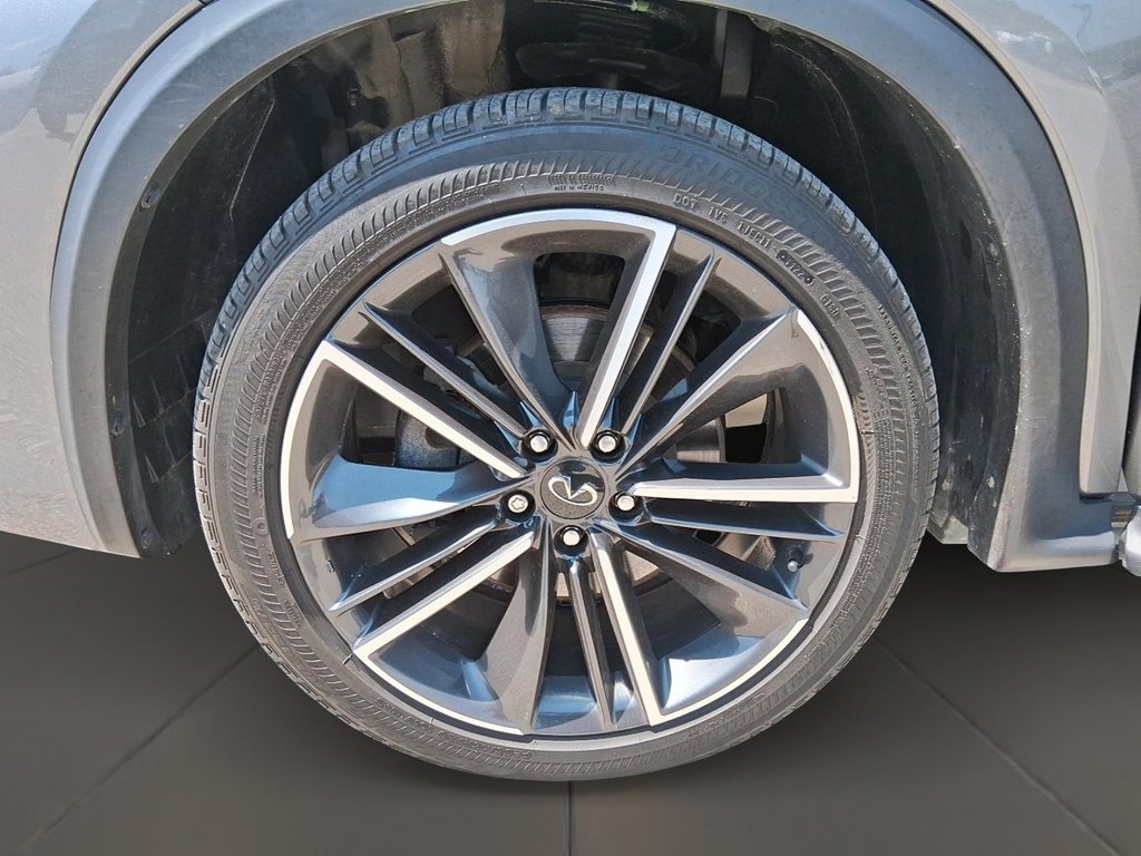 2023 Infiniti QX55 Essential in Stratford, Ontario - 7 - w1024h768px