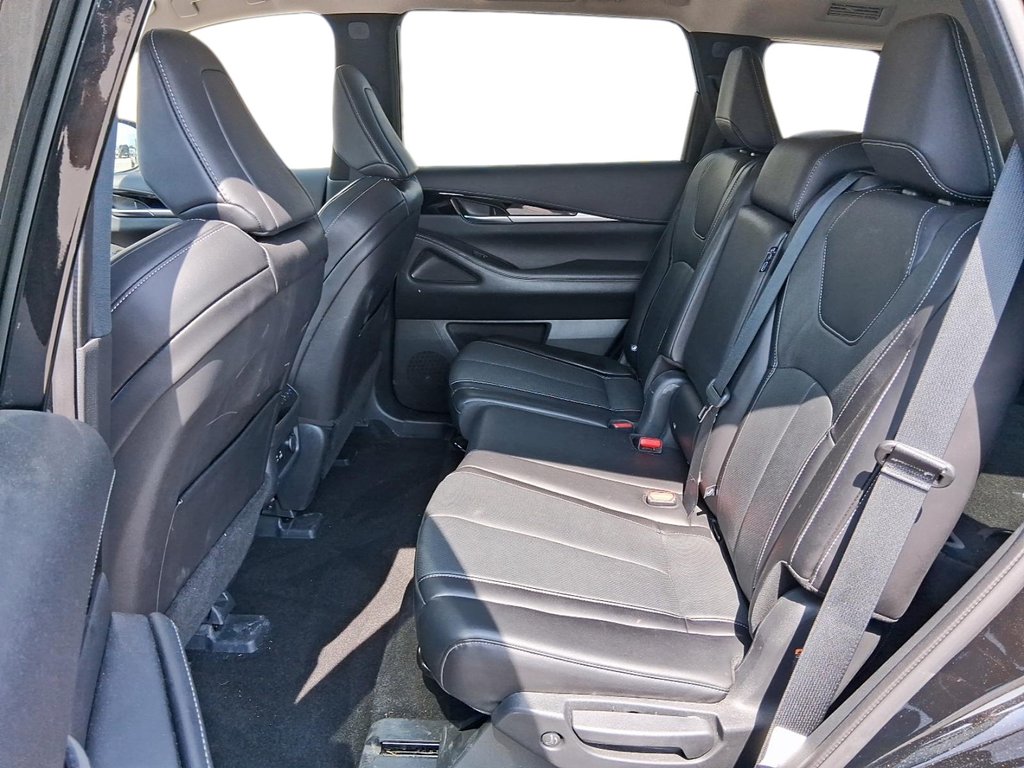 2024 Infiniti QX60 PURE AWD in Stratford, Ontario - 9 - w1024h768px