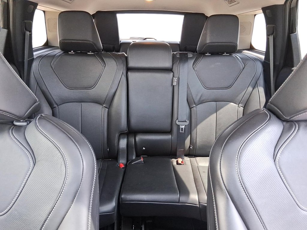 2024 Infiniti QX60 PURE AWD in Stratford, Ontario - 10 - w1024h768px