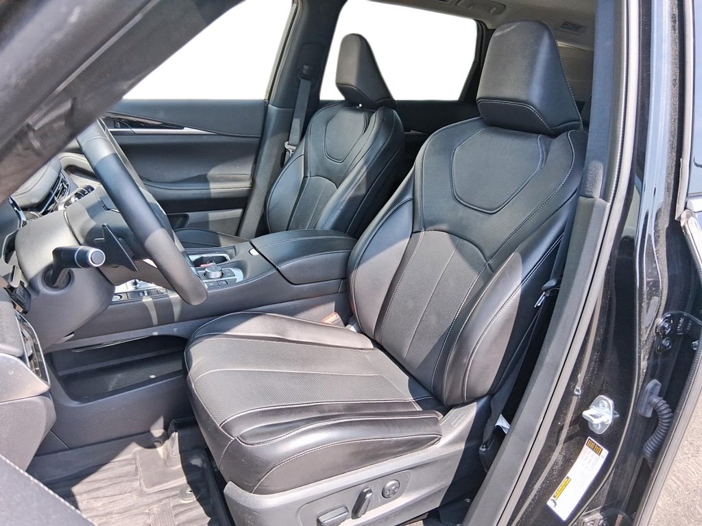 2024 Infiniti QX60 PURE AWD in Stratford, Ontario - 8 - w1024h768px